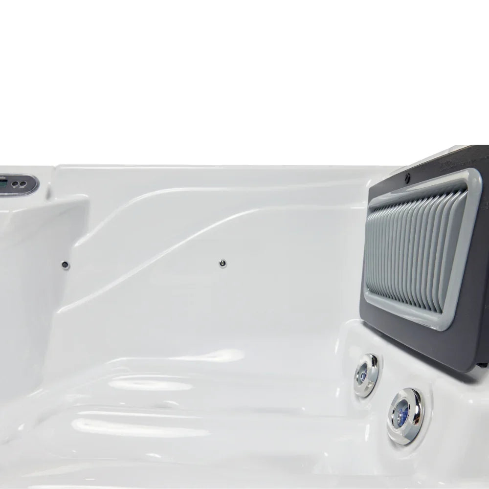Wellis Pluto Outdoor Whirlpool