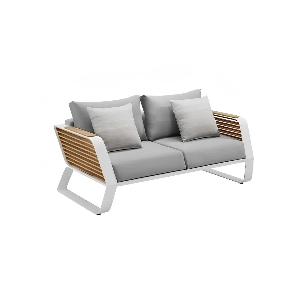 Higold Wing Luxus 2-Sitzer-Sofa aus Aluminium und Holz, hochwertig für Garten oder Terrasse.