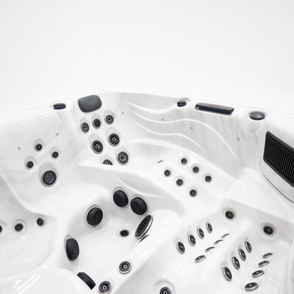 Outdoor Whirlpool Barcelona Patinum Spa – hochwertiger für Garten & Terrasse – New Wave Spa & Wellness