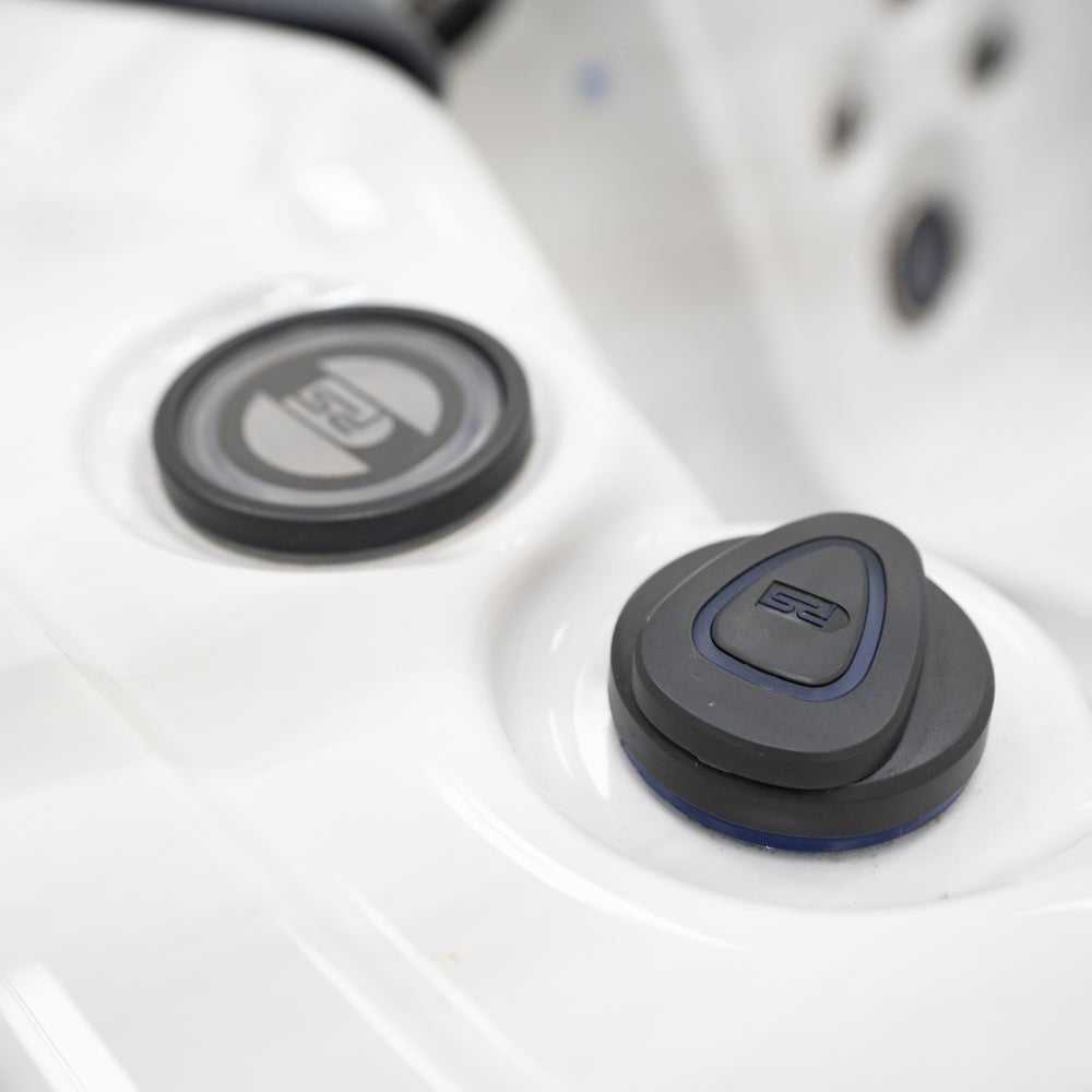 Outdoor Whirlpool Barcelona Patinum Spa – hochwertiger für Garten & Terrasse – New Wave Spa & Wellness