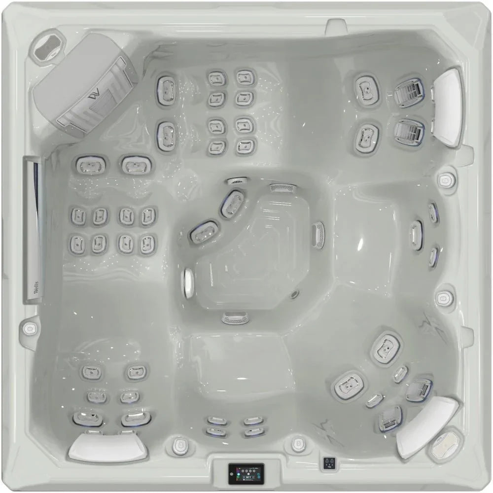 Wellis Makalu Life Outdoor Whirlpool in elegantem Weiß mit Massage-Düsen und modernem Design