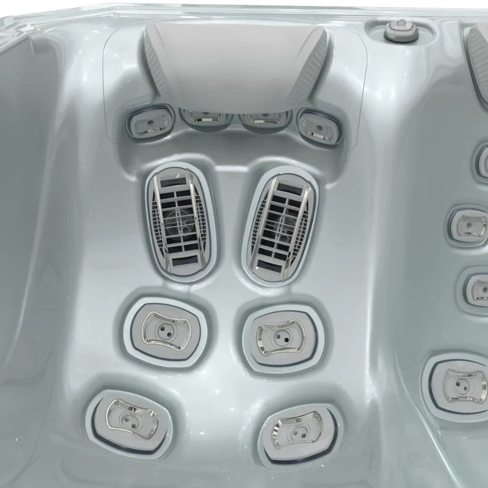 Detailaufnahme Wellis Whirlpool Massagedüsen, ergonomischer Sitz, silbergraues Design