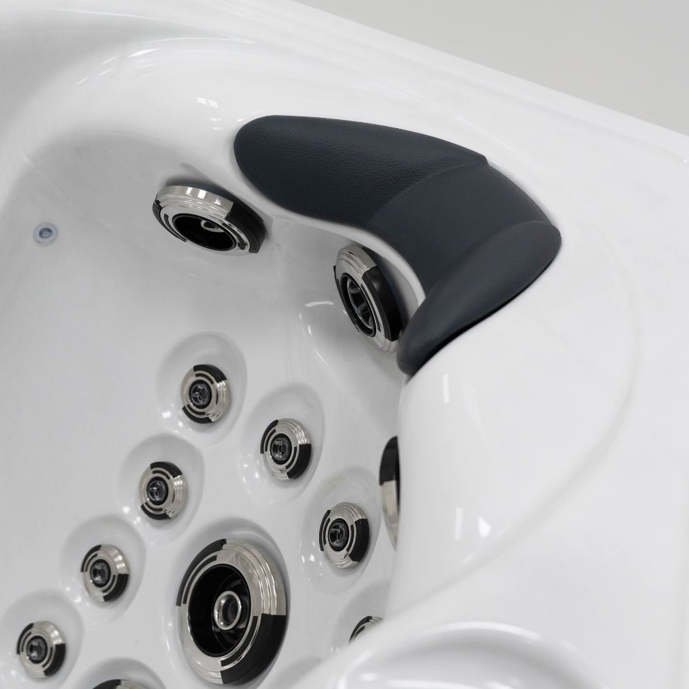 Platinum Spas Outdoor Whirlpool Onyx – hochwertiger für Garten & Terrasse – New Wave Spa & Wellness