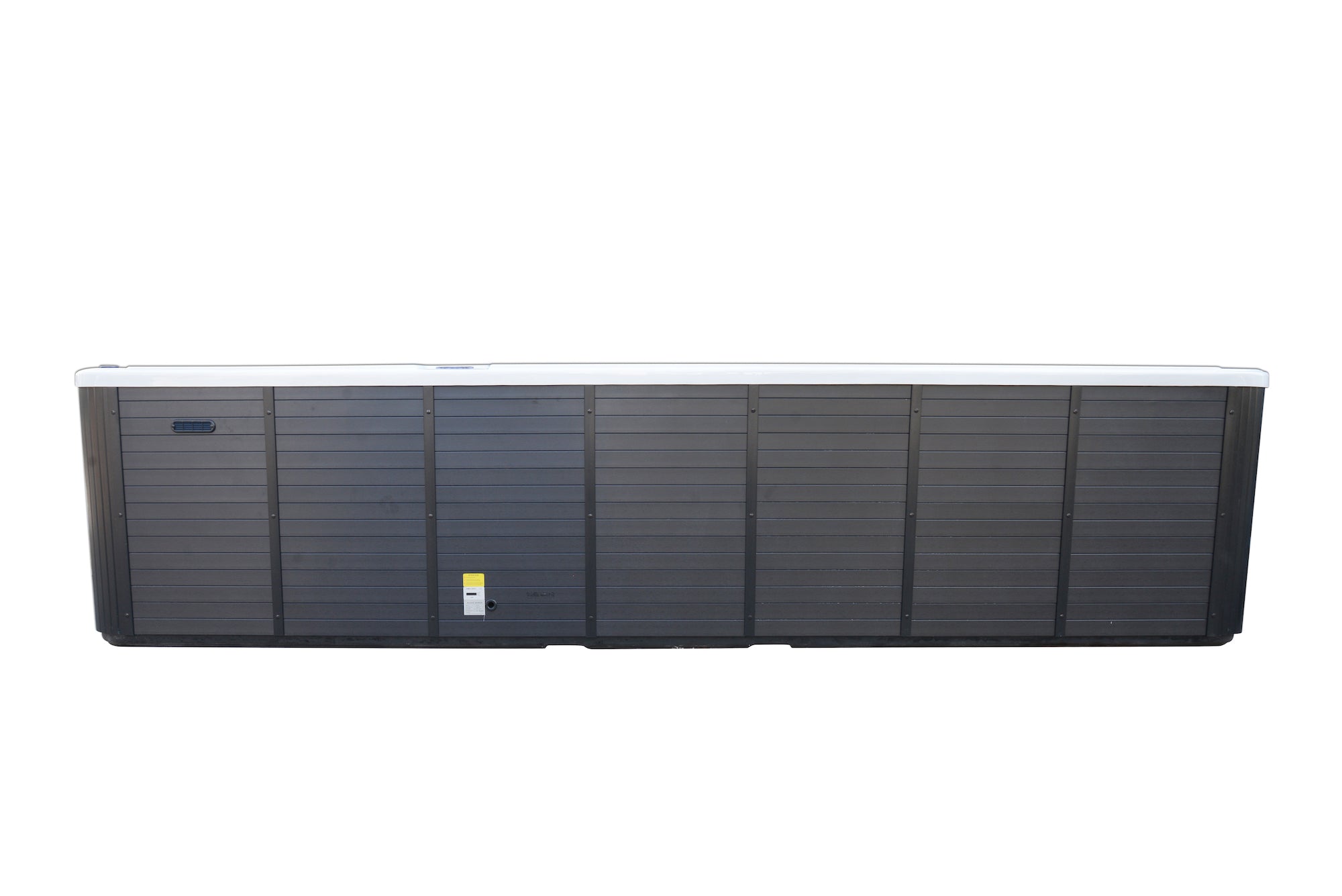 Seitenansicht des New Wave Elite Pro 590 Swim Spa mit moderner Außenverkleidung, Outdoor Whirlpool für Garten.