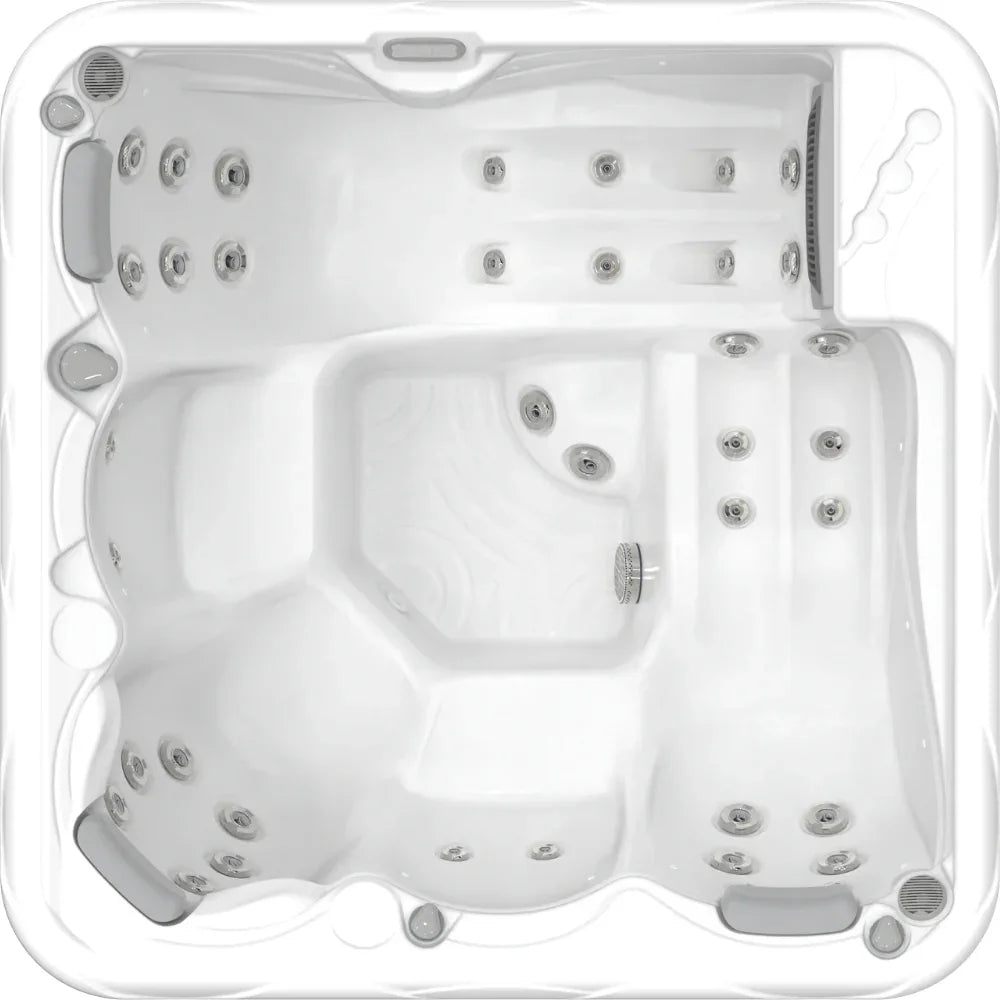 Wellis Pluto Outdoor Whirlpool