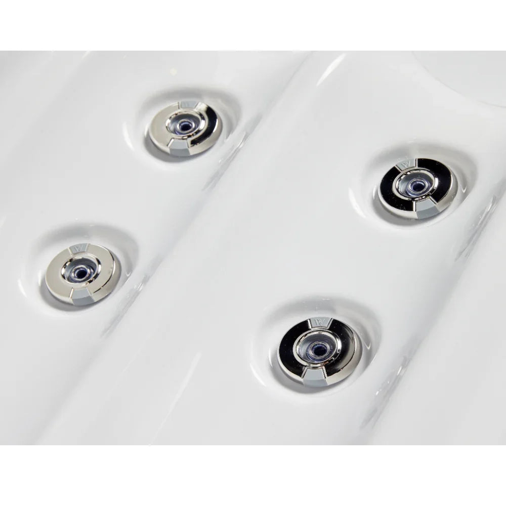 Wellis Pluto Outdoor Whirlpool