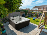 Outdoor Whirlpool PureLine Relaxe 59/7