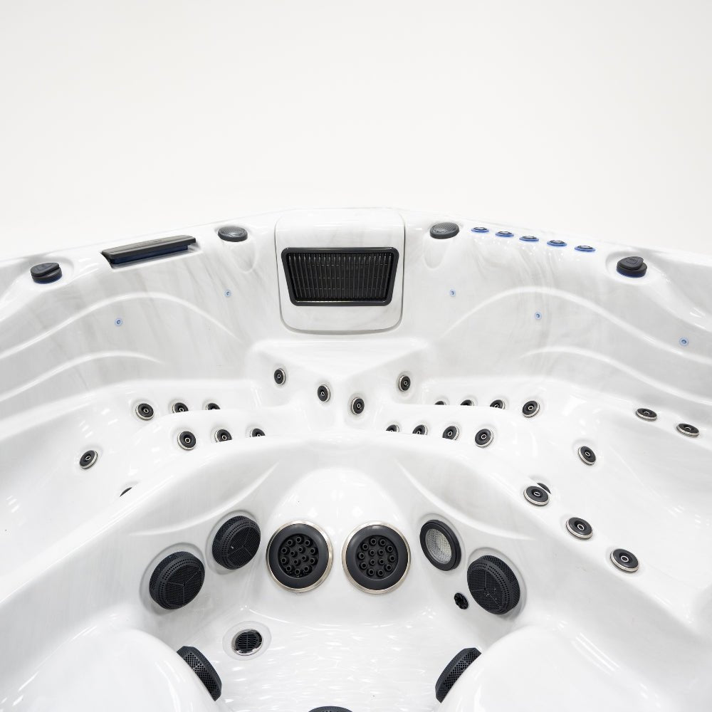 Outdoor Whirlpool Barcelona Patinum Spa – hochwertiger für Garten & Terrasse – New Wave Spa & Wellness