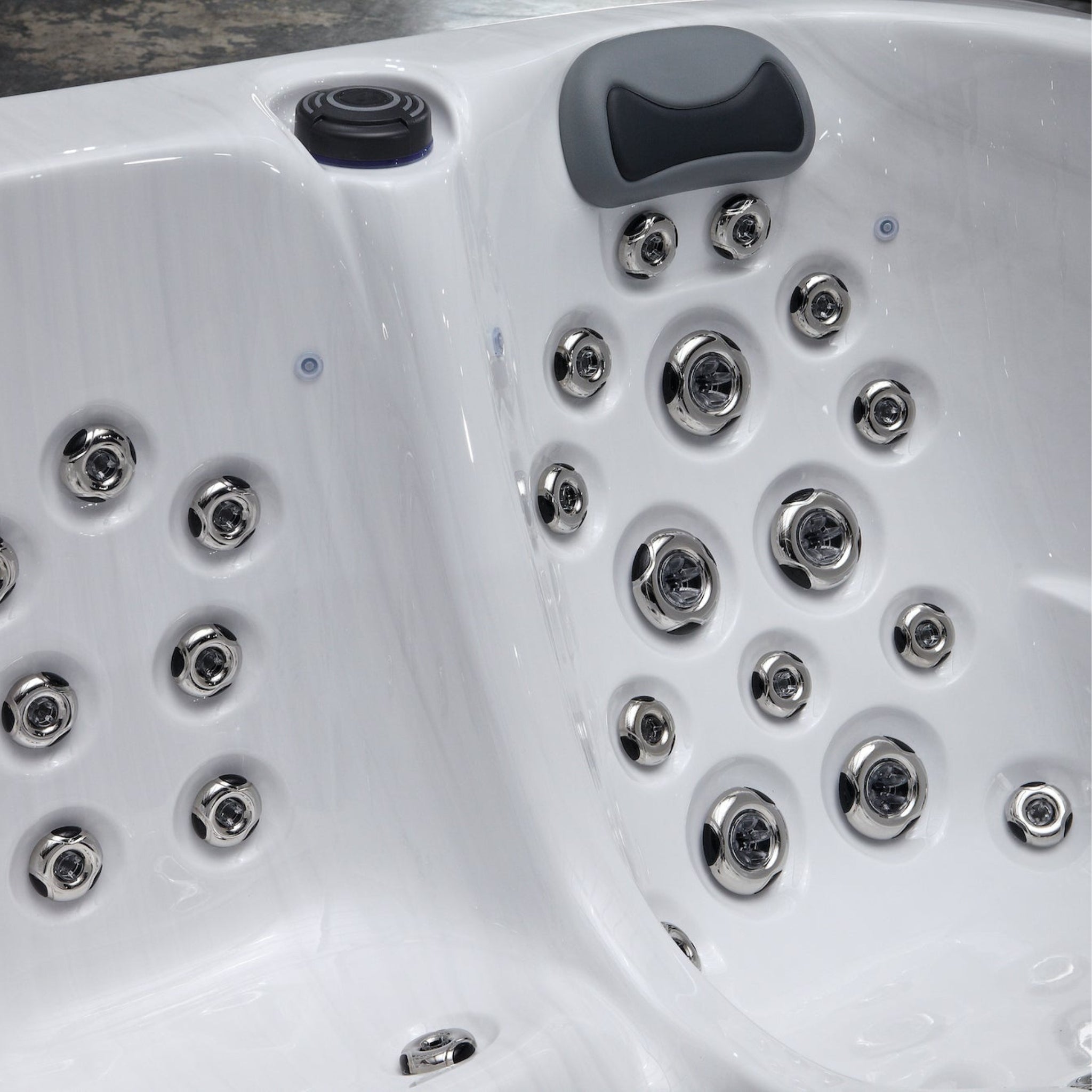 Outdoor Whirlpool PureLine Relaxe 75 – hochwertiger für Garten & Terrasse – New Wave Spa & Wellness