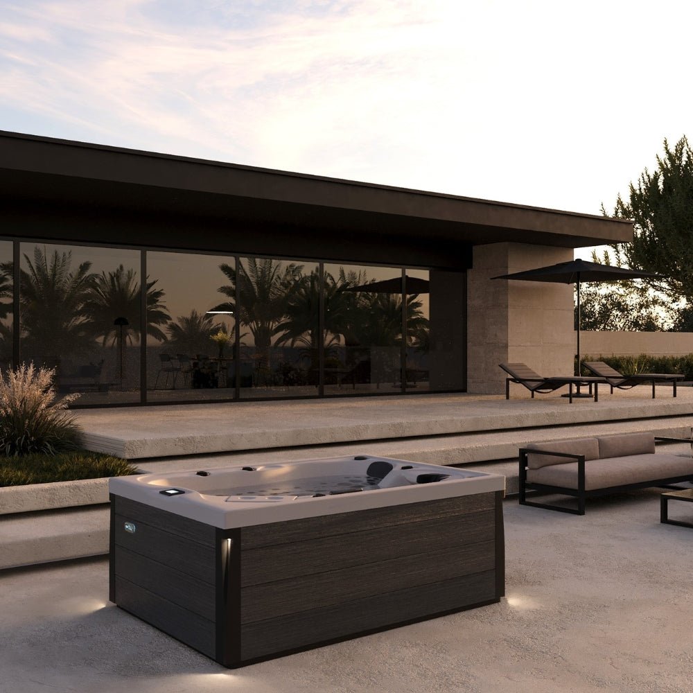 Outdoor Whirlpool Topaz Platinum Spas – hochwertiger für Garten & Terrasse – New Wave Spa & Wellness
