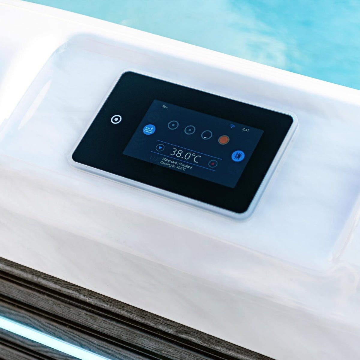 Outdoor Whirlpool Wellis Everest Life – hochwertiger für Garten & Terrasse – New Wave Spa & Wellness