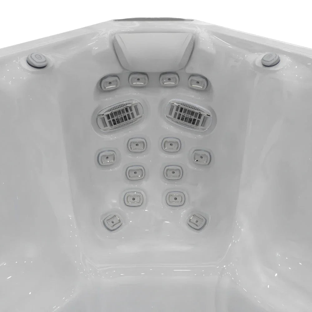 Detailansicht hochwertiger Wellis Whirlpool, weiße Acryl-Oberfläche, mehrere Massagedüsen