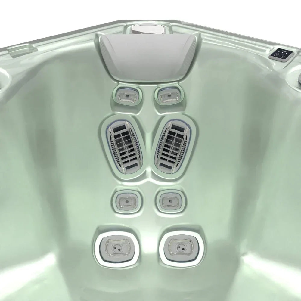 Detailansicht Wellis Whirlpool, ergonomischer Sitz mit Massagejets und Nackenkissen, hochwertiges Design